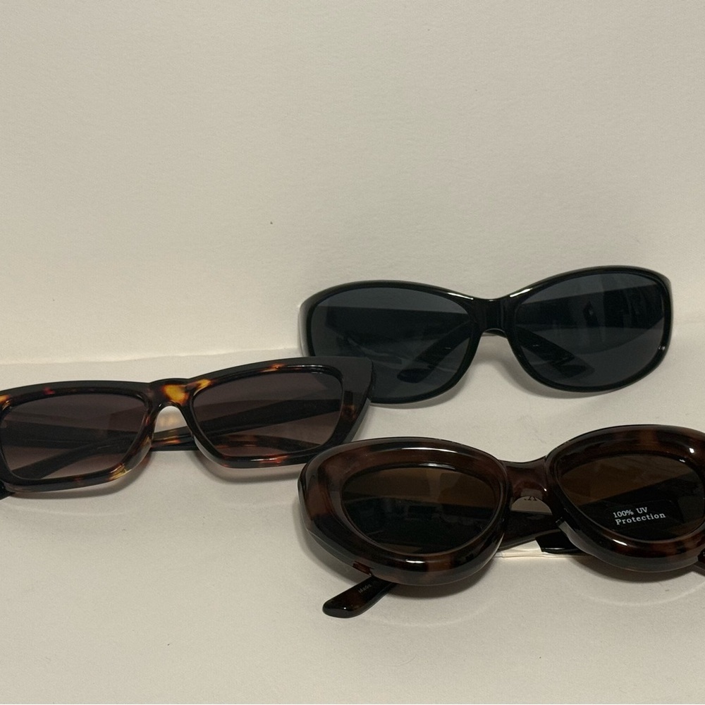 Women’s Sunglasses Lot (3 Pairs), Tortoiseshell & Black
